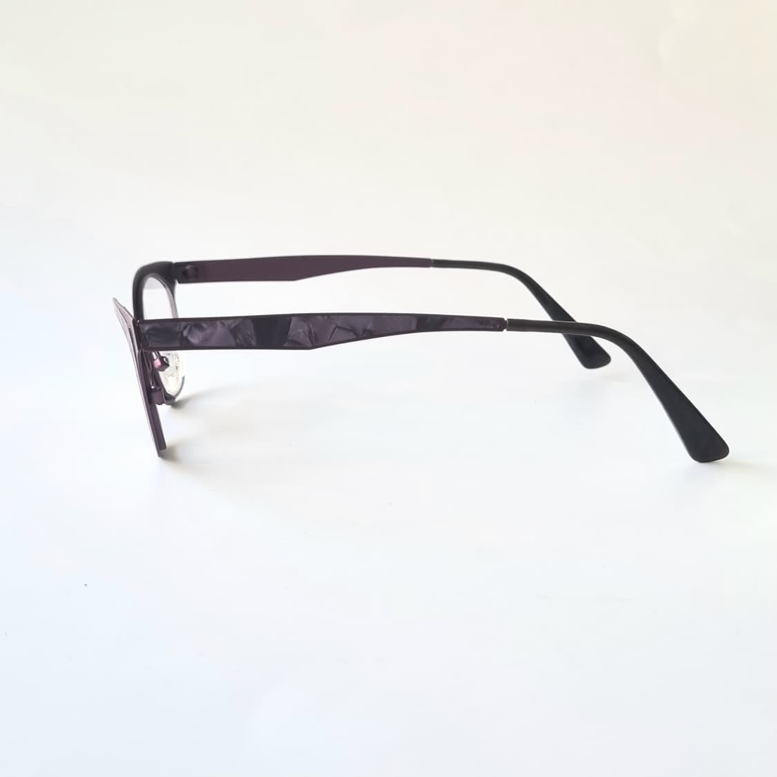 데드스탁 민낯에도 분위기 낼수있는 캣아이 안경테 503 상품이미지5