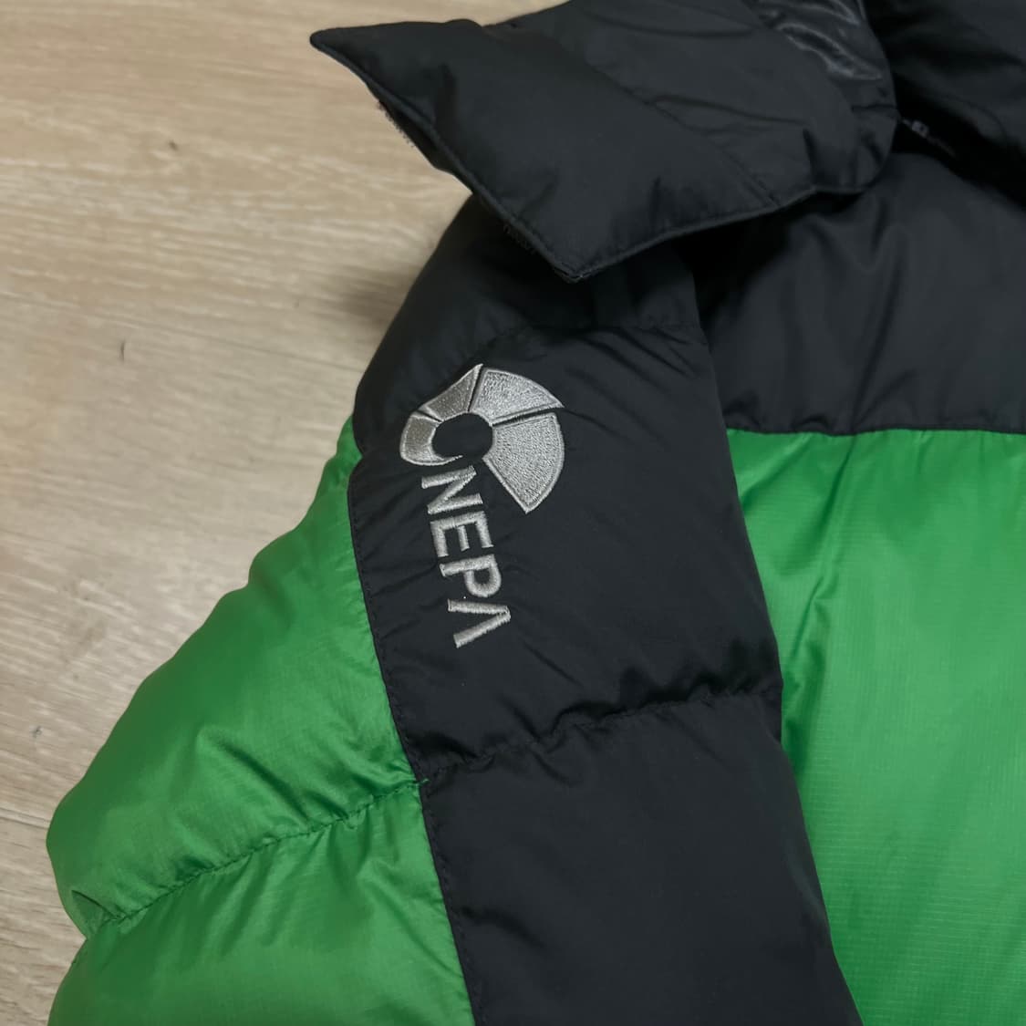 네파 덕다운 투톤 배색 유틸리티 후드 패딩 점퍼 [그린] S/90 상품이미지5