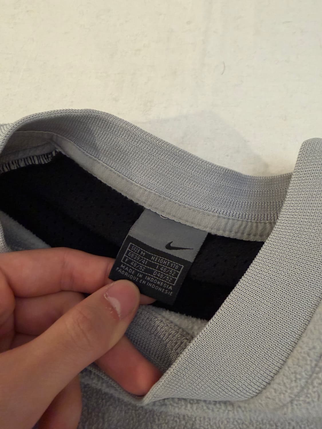 나이키 맨유 보다폰 희귀 플리스 스웻 탑 그레이 상품이미지5