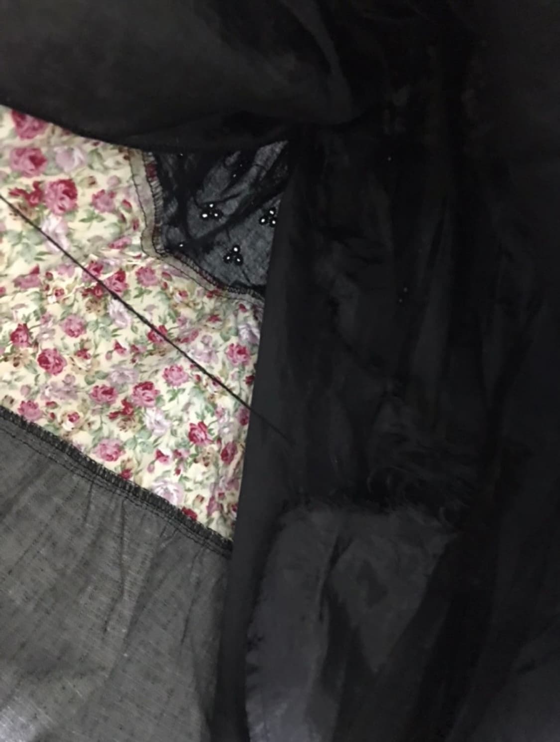 꽃무늬 펀칭레이스 패치워크 미디스커트 상품이미지2