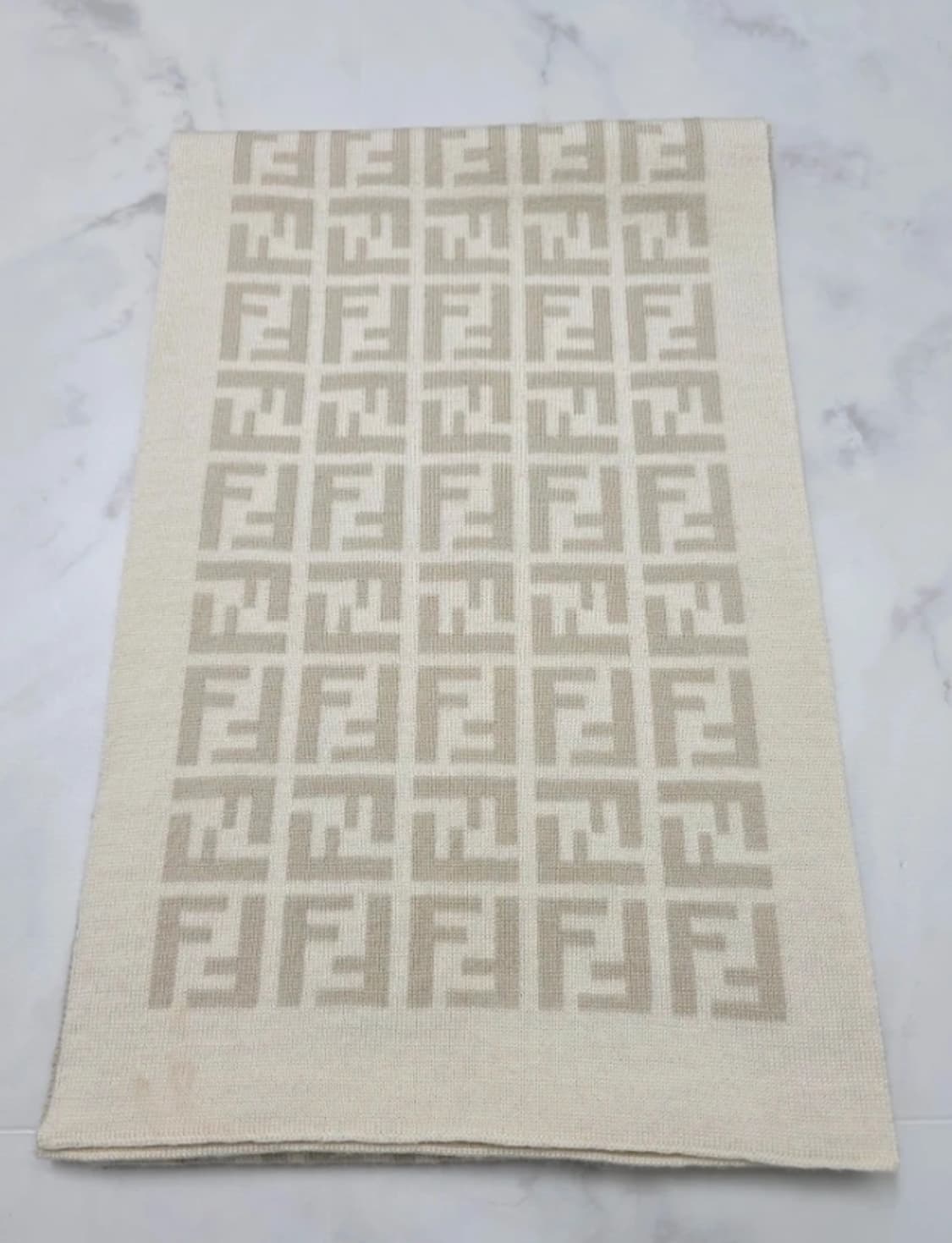 정품 펜디 FF 로고 울 머플러 아이보리 상품이미지7