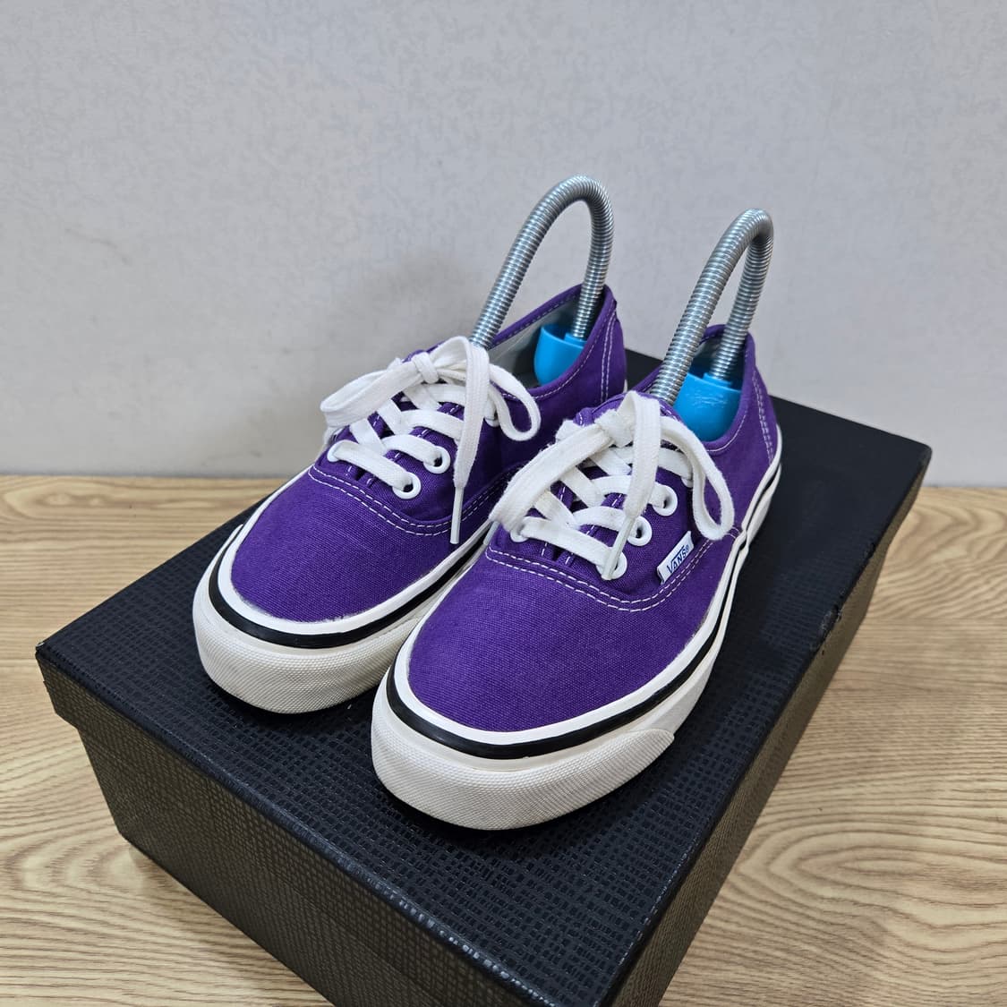 220 반스 애너하임 44DX 어센틱 퍼플 상품이미지1