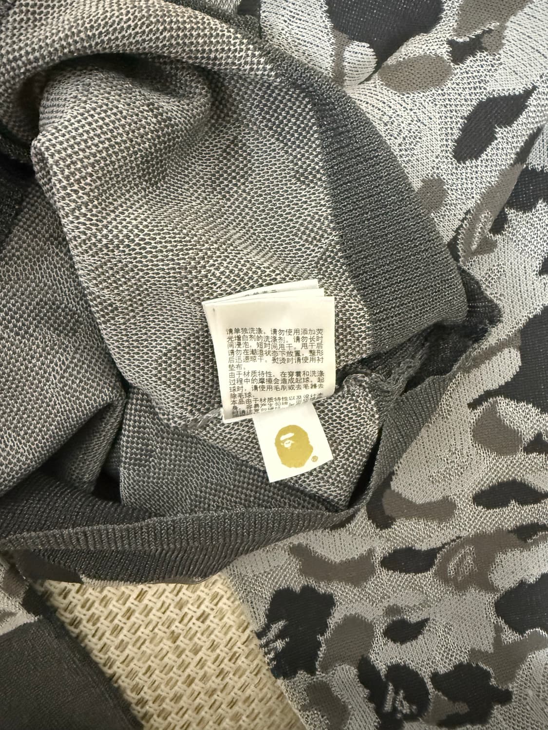 베이프 크롭 가디건 상품이미지5