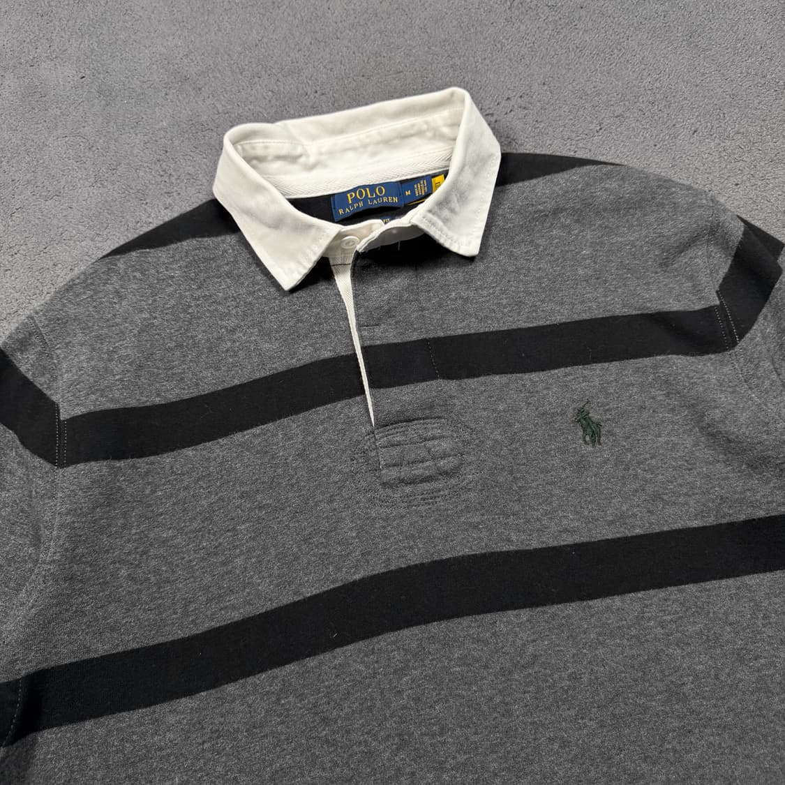 폴로 그레이 스트라이프 럭비티 상품이미지1