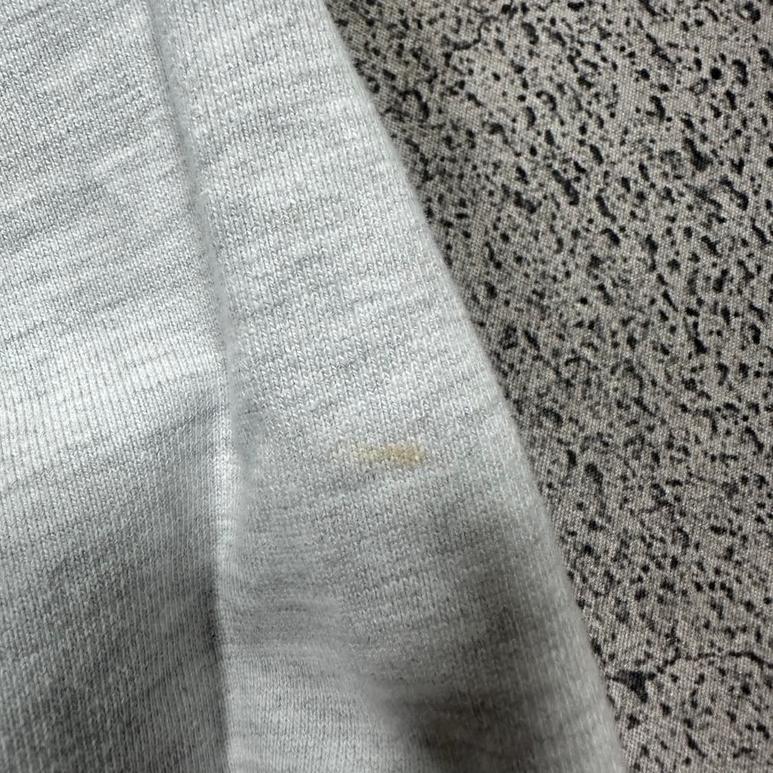 ✨ (바배) 마르디 메크르디 빅로고 그레이 맨투맨  상품이미지6