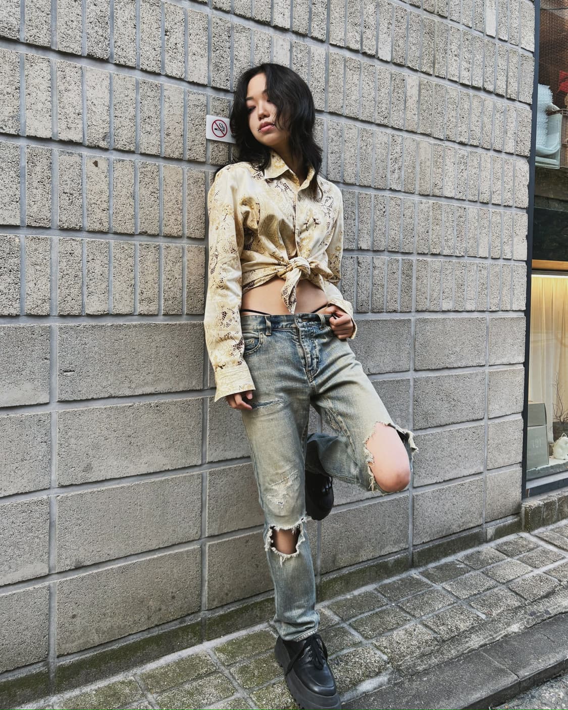 생로랑 17S/S 데미지 데님 진 상품이미지2
