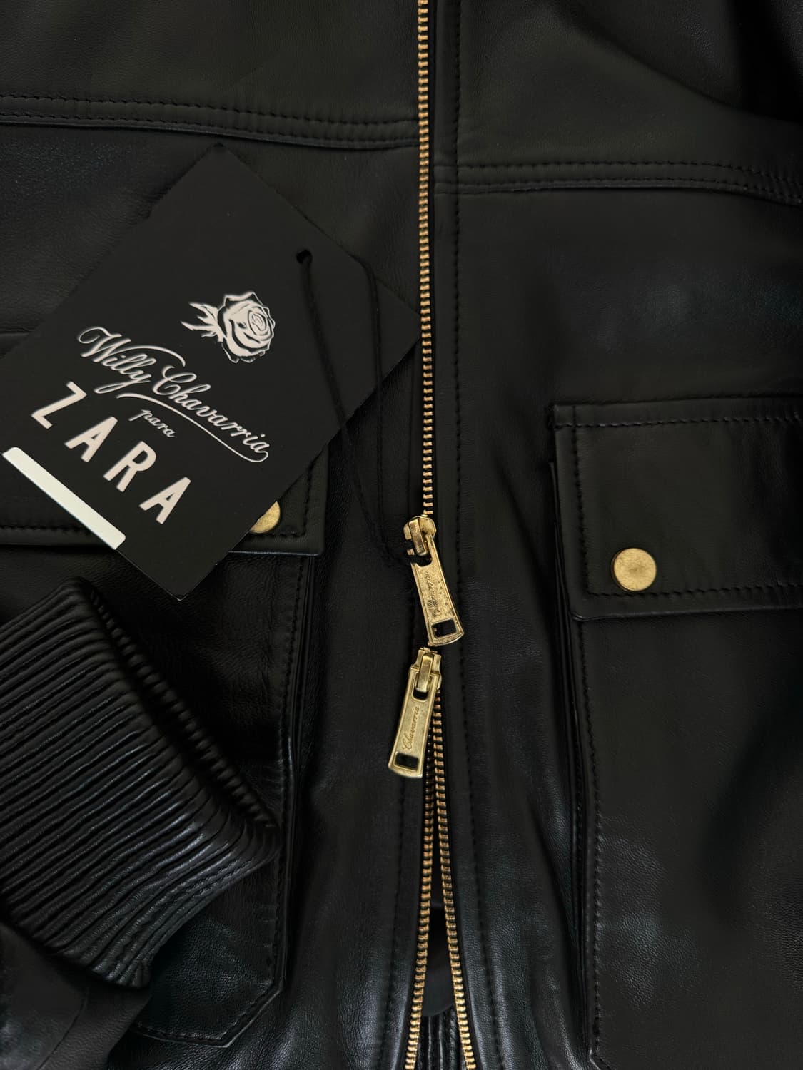 Zara x Chavarria 자라 크롭 레더 XL 상품이미지5