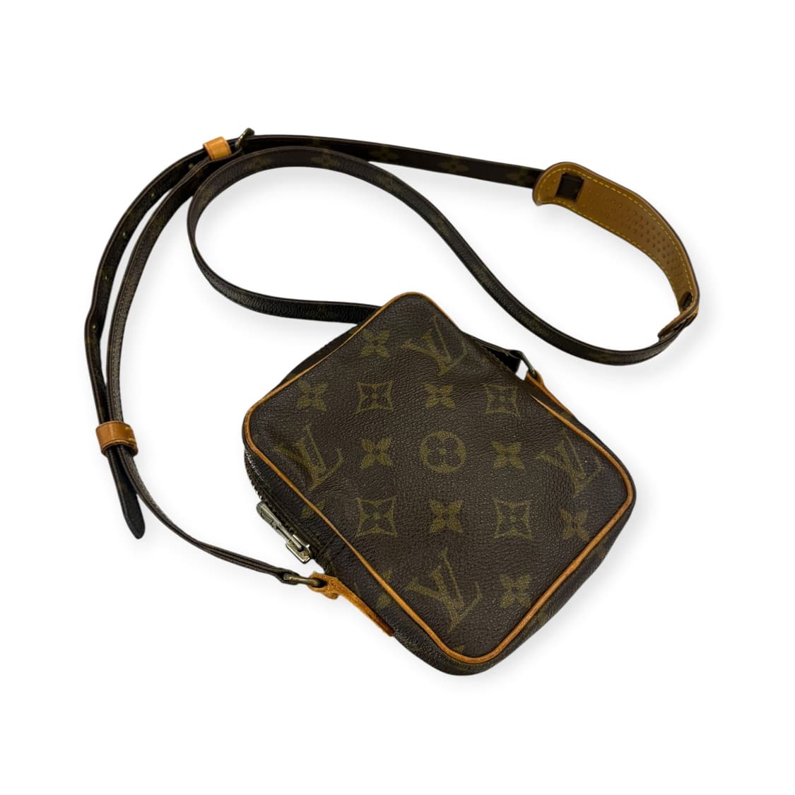 루이비통 모노그램 미니 디뉴브 크로스백 상품이미지2