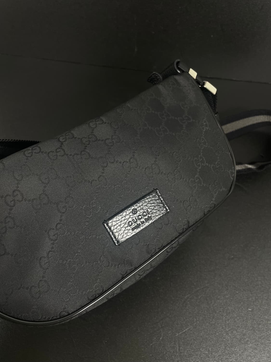 GUCCI 구찌 GG 패브릭 바이크 밸트백 한국 명품 감정원 정품인증 상품이미지6