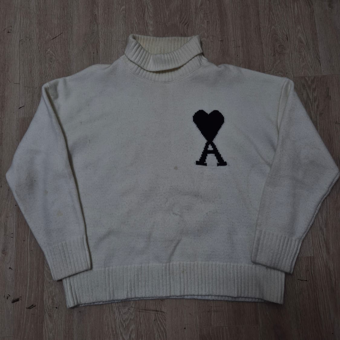 아미 빅하트 로고 터틀넥 목폴라 니트 L(100) 상품이미지1