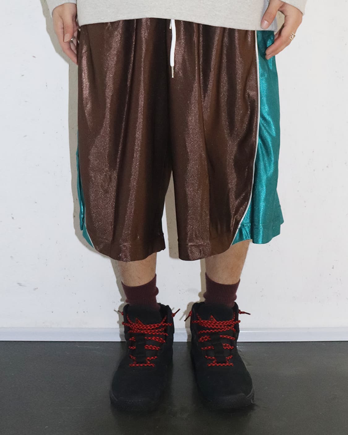 빈센트 보일리-샤틀랭 배기 볼 쇼츠 브라운 & 틸 상품이미지1