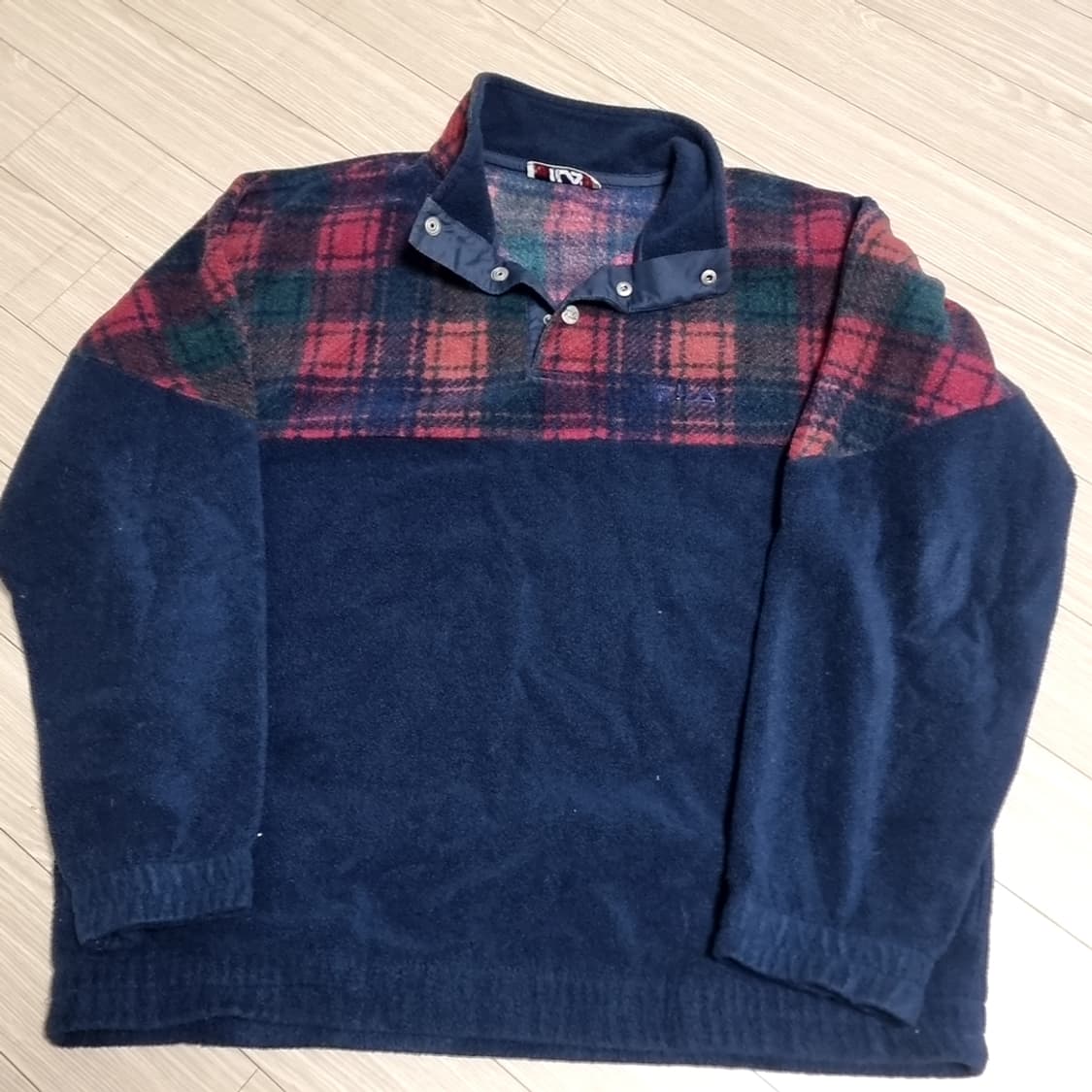 80년대 이태리제 FILA 필라 네이비 체크 플리스(105-110) 상품이미지1