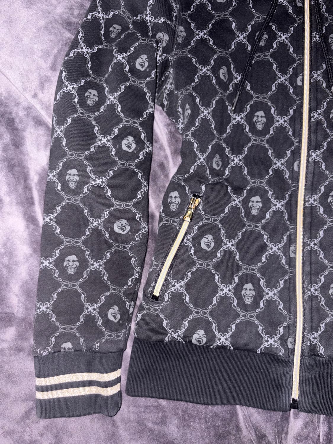 FUBU y2k깔 골져스 고급 골드 블랙 고딕 패턴 후드집업 져지 상품이미지2