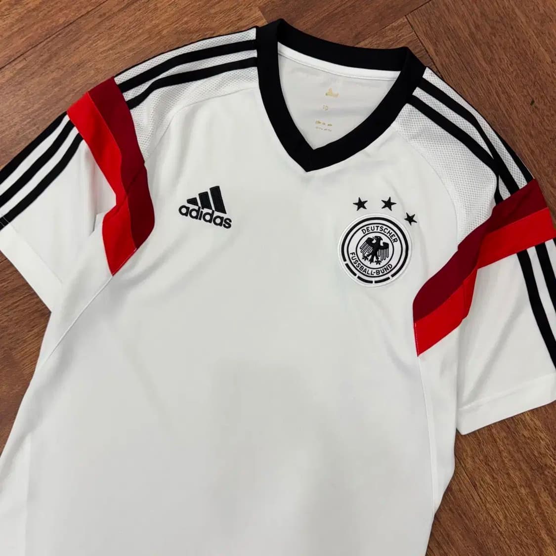 100(M) 아디다스 독일 축구대표팀 14시즌 유니폼  상품이미지3