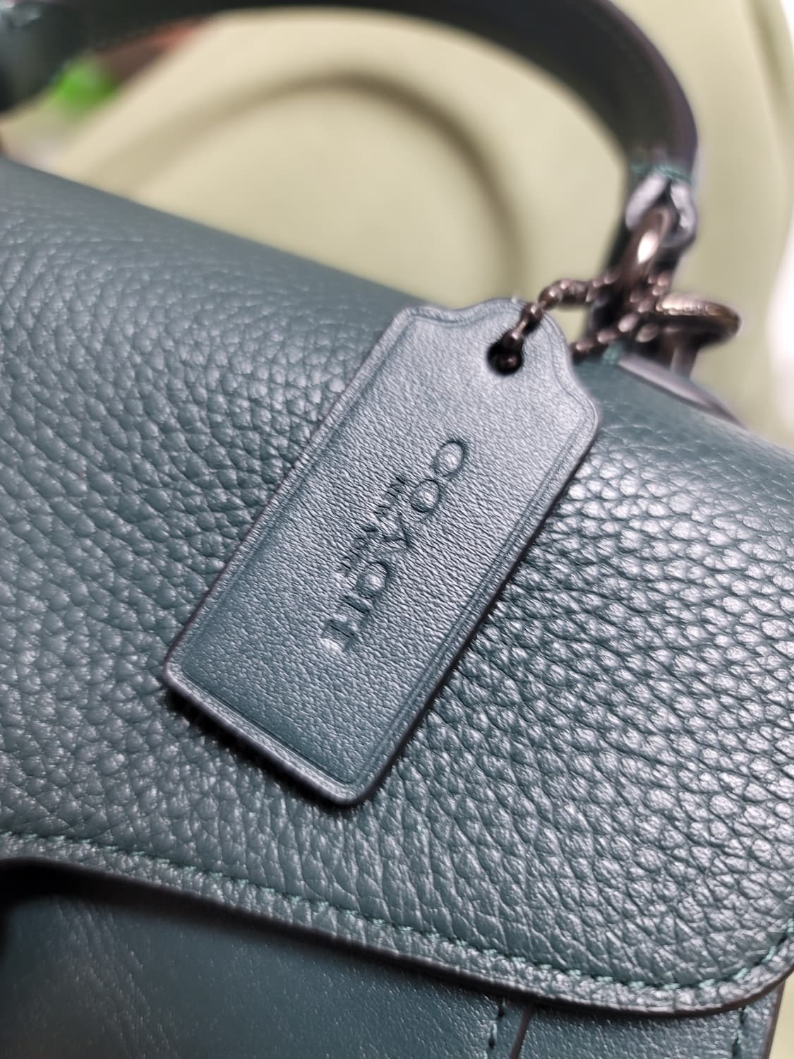 코치 진한녹색 신형 테비탑 핸들 상태극상 
 상품이미지7