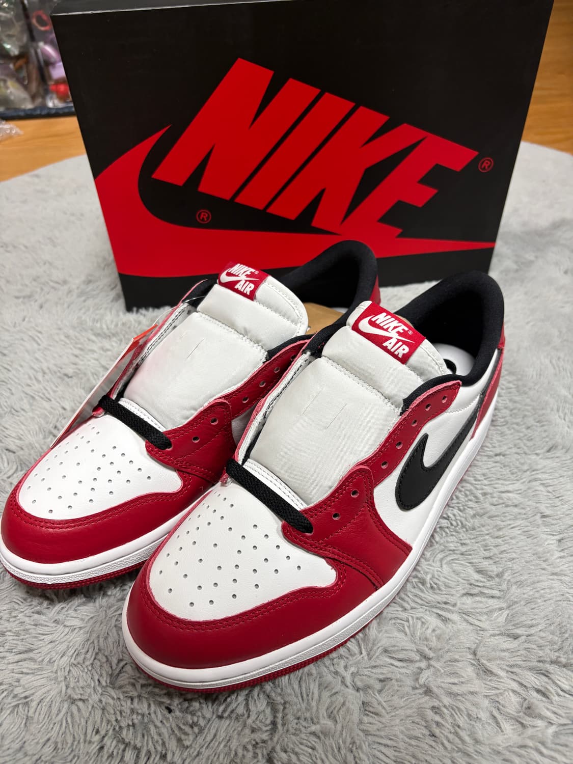 새상품) 나이키 에어 조던1 로우 OG 시카고 275 상품이미지2