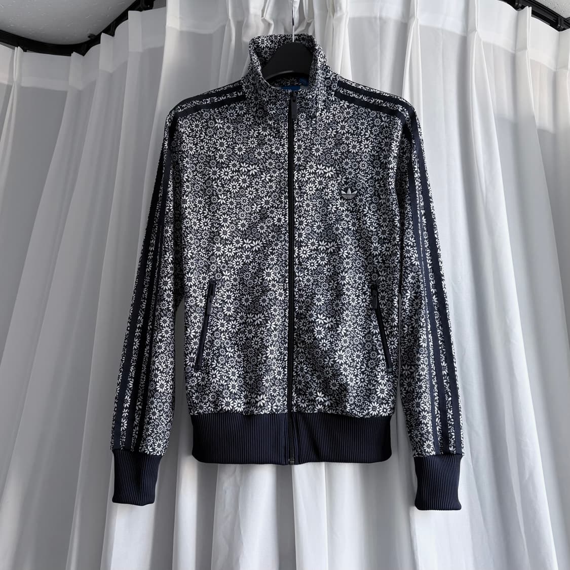 Adidas Originals Floral Pattern Track Ja 상품이미지2