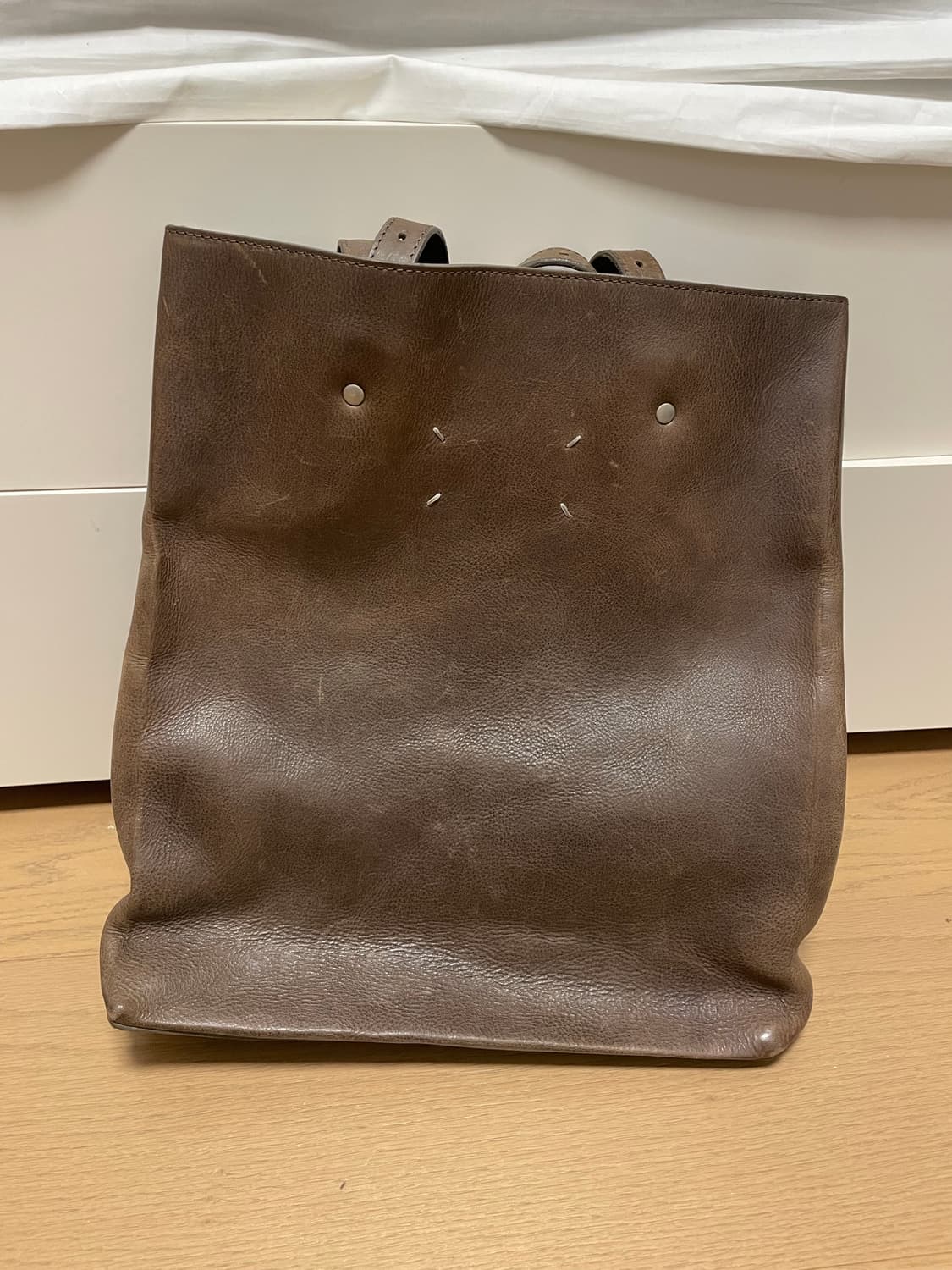 마르지엘라 브라운 레더 토트백 상품이미지1