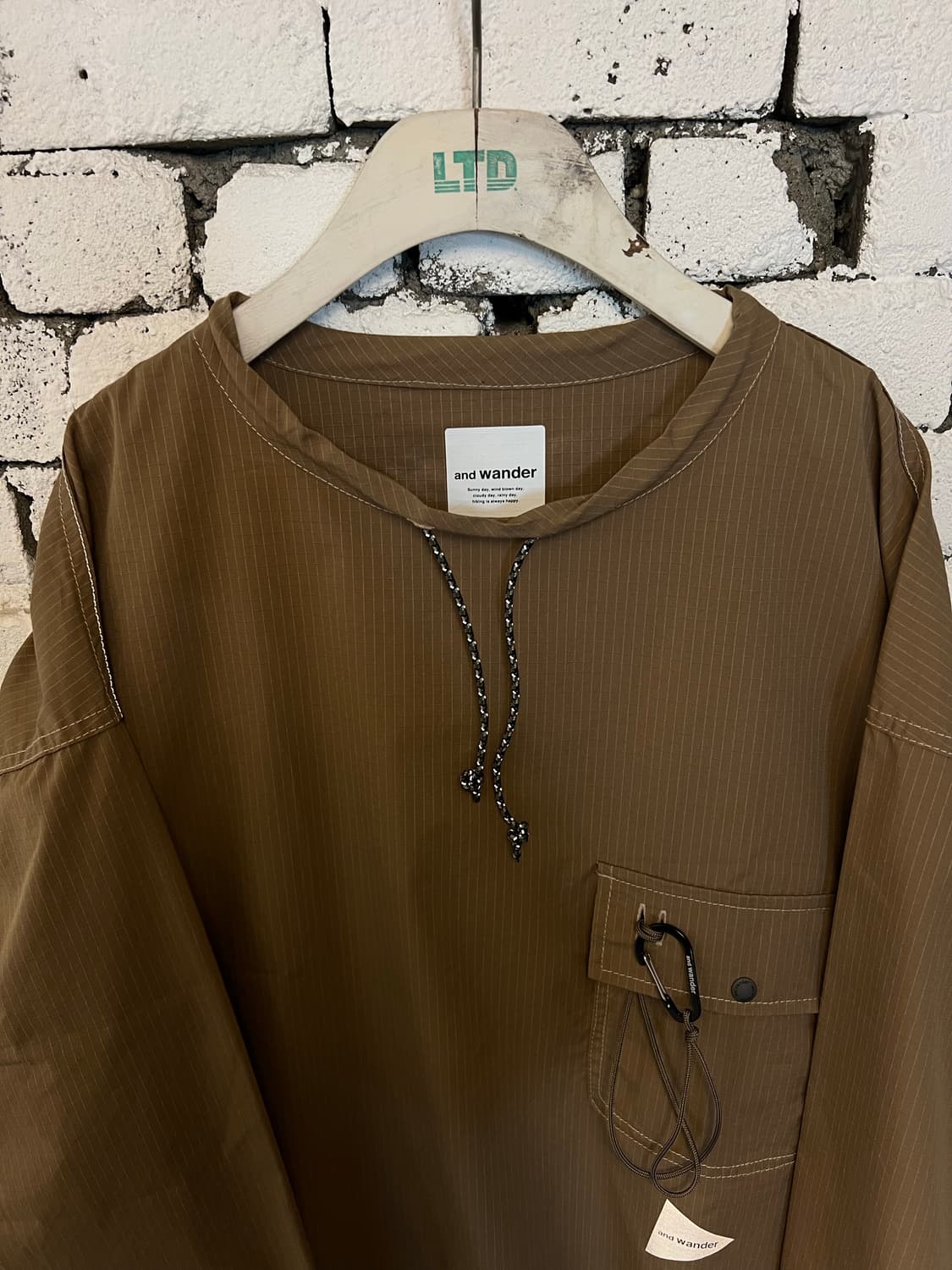 And wander 앤드원더 dry ripstop long fullove 상품이미지2