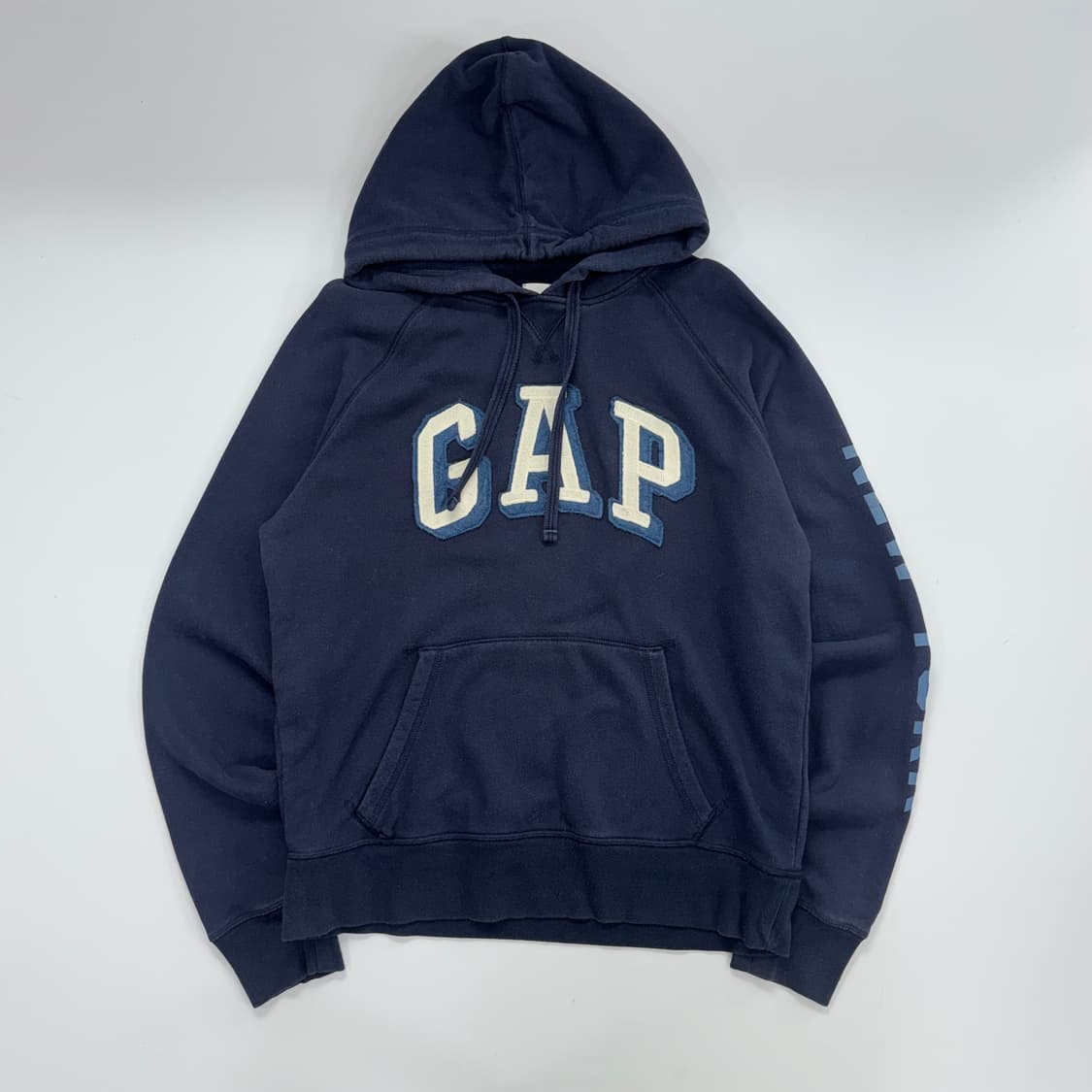 Gap 갭 아이보리 로고 사이드 포인트 네이비 후드티 상품이미지3