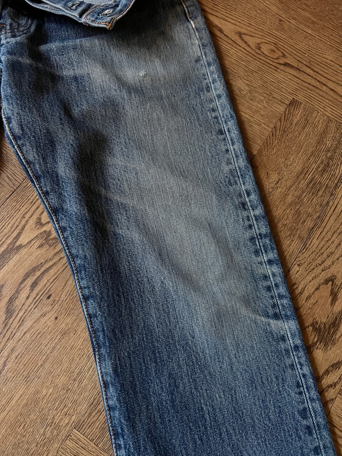 [34]리바이스 501 빈티지 페이딩 워싱 데님 팬츠 상품이미지5