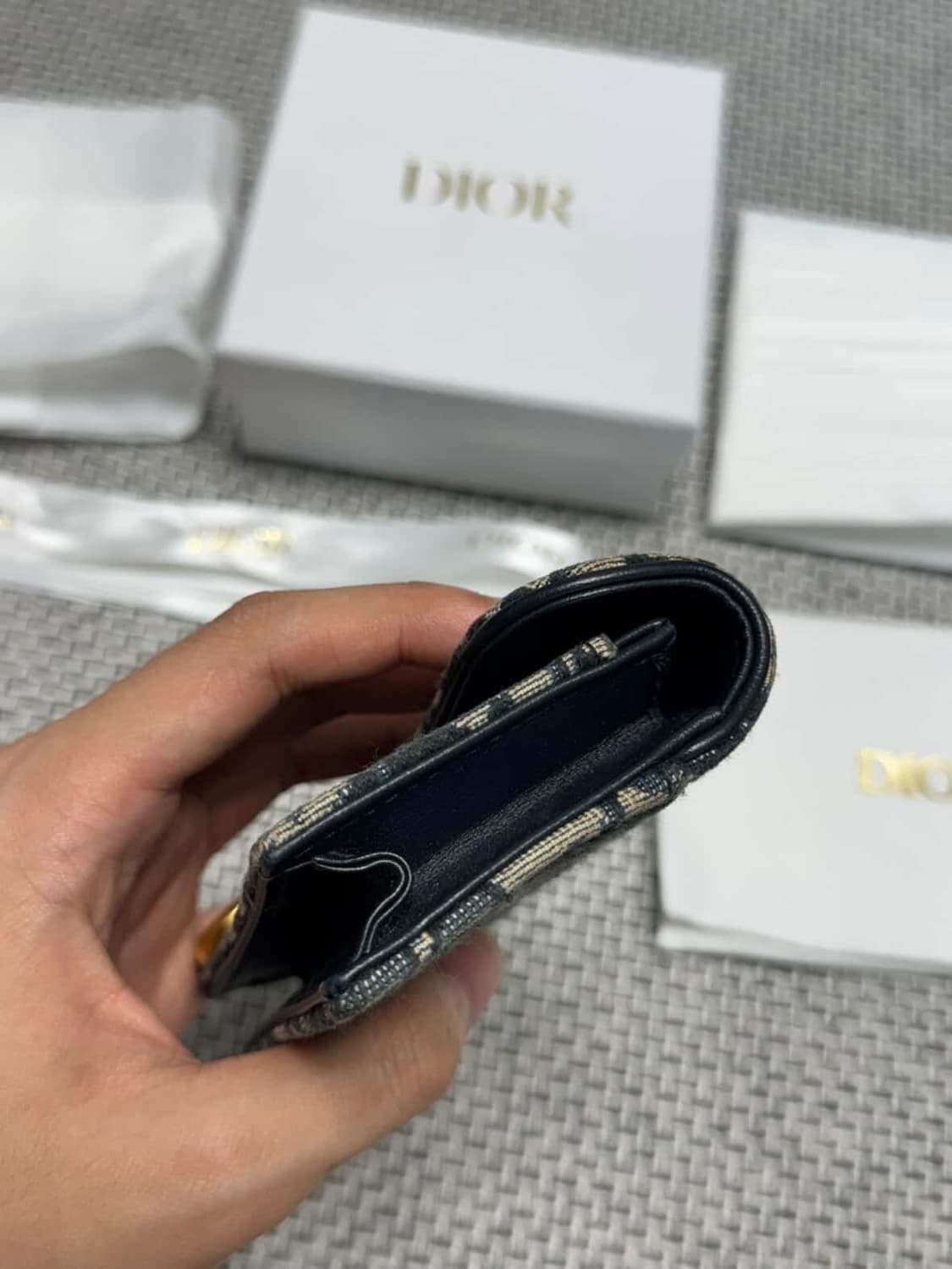 디올 새들 카드지갑  상품이미지4