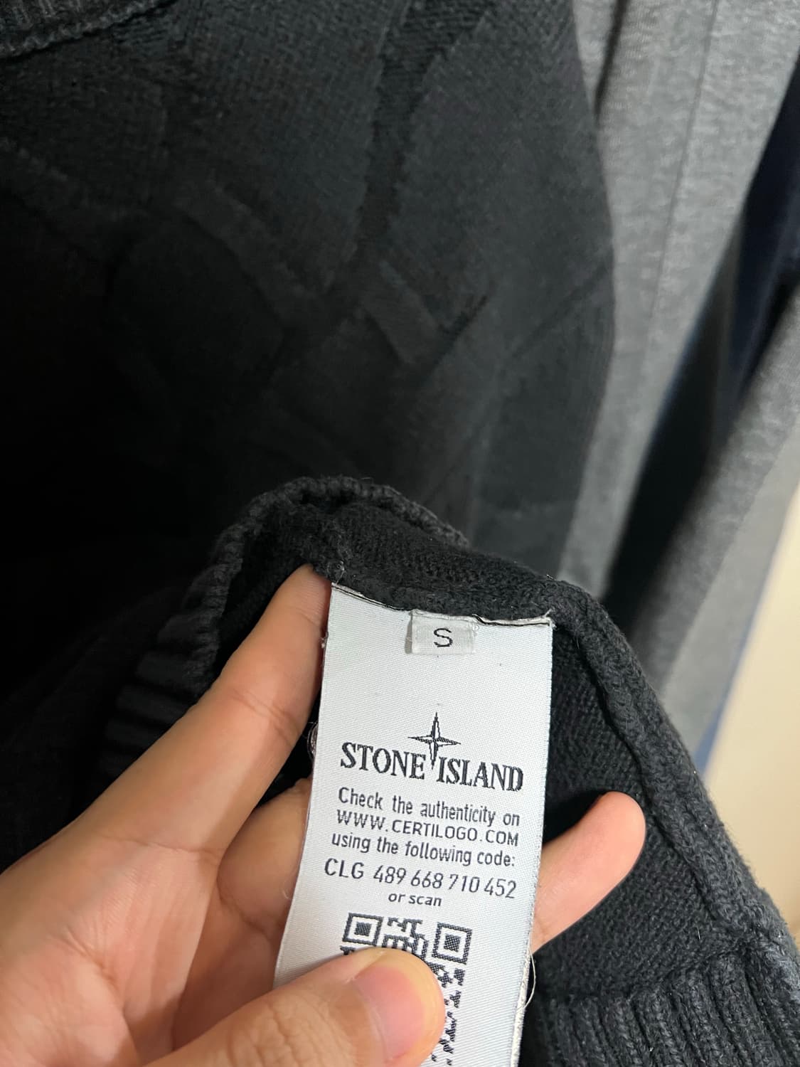 스톤아일랜드 패턴 니트 상품이미지5