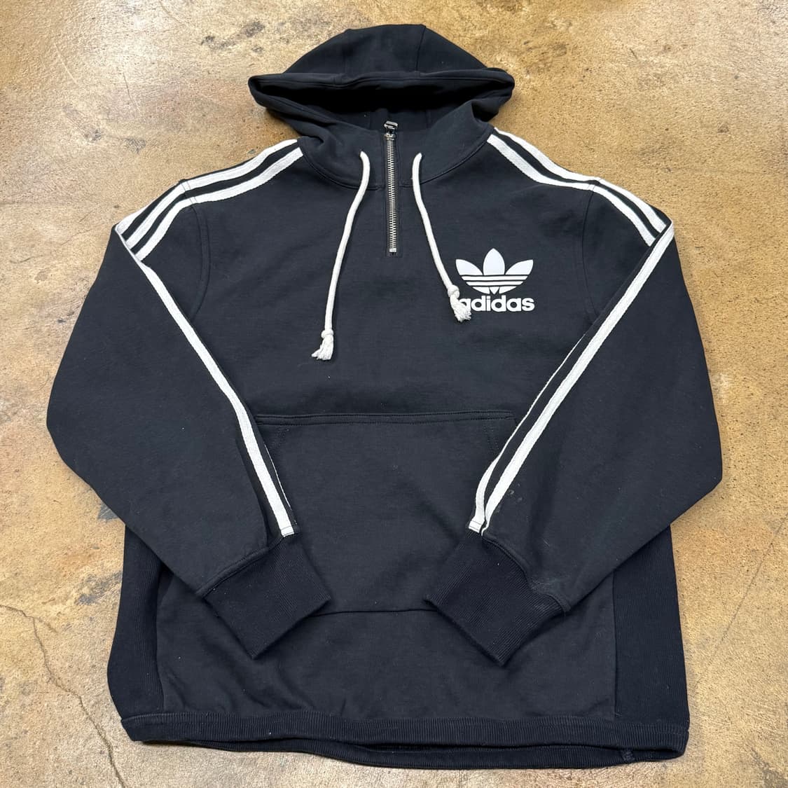 아디다스 블랙 파이어버드 후드 반집업 상품이미지2