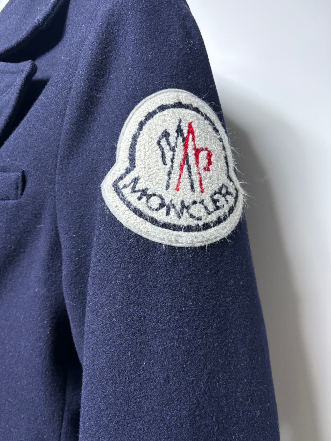 몽클레어x아미 콜라보 패딩코트 상품이미지2