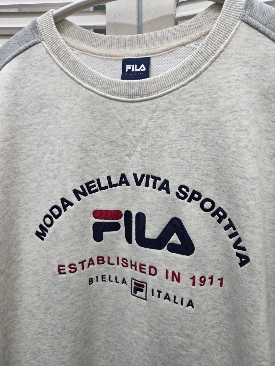 휠라 컬러블록 맨투맨 상품이미지2