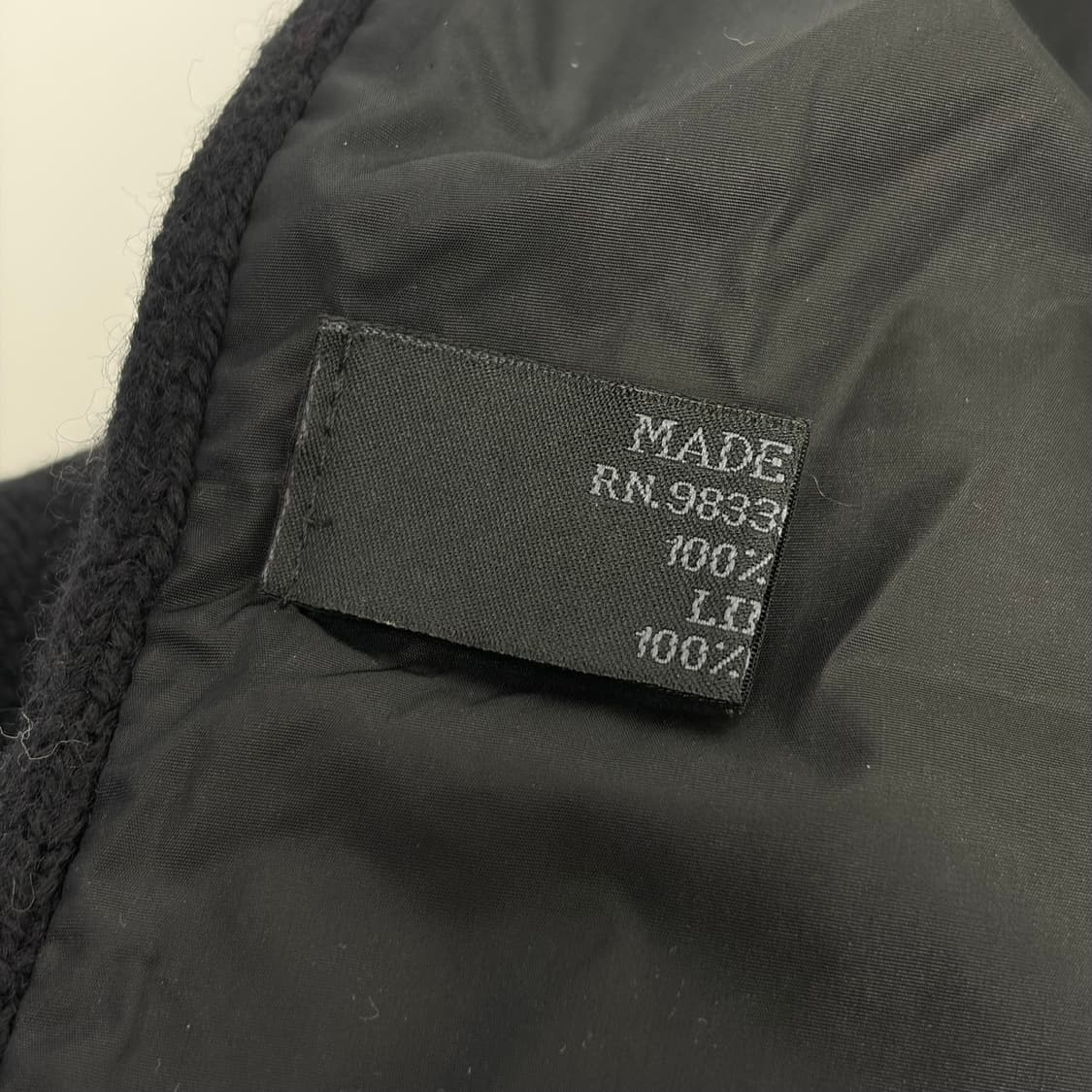 프라다 스포츠 포켓 리버시블 양면 울 나일론 머플러 목도리 상품이미지4