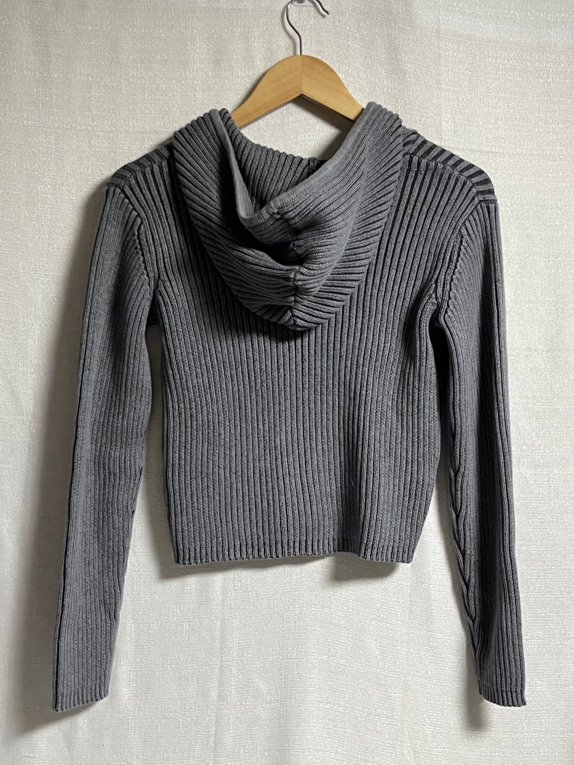 새상품 지오다노 크롭 니트 후드집업 90 상품이미지5