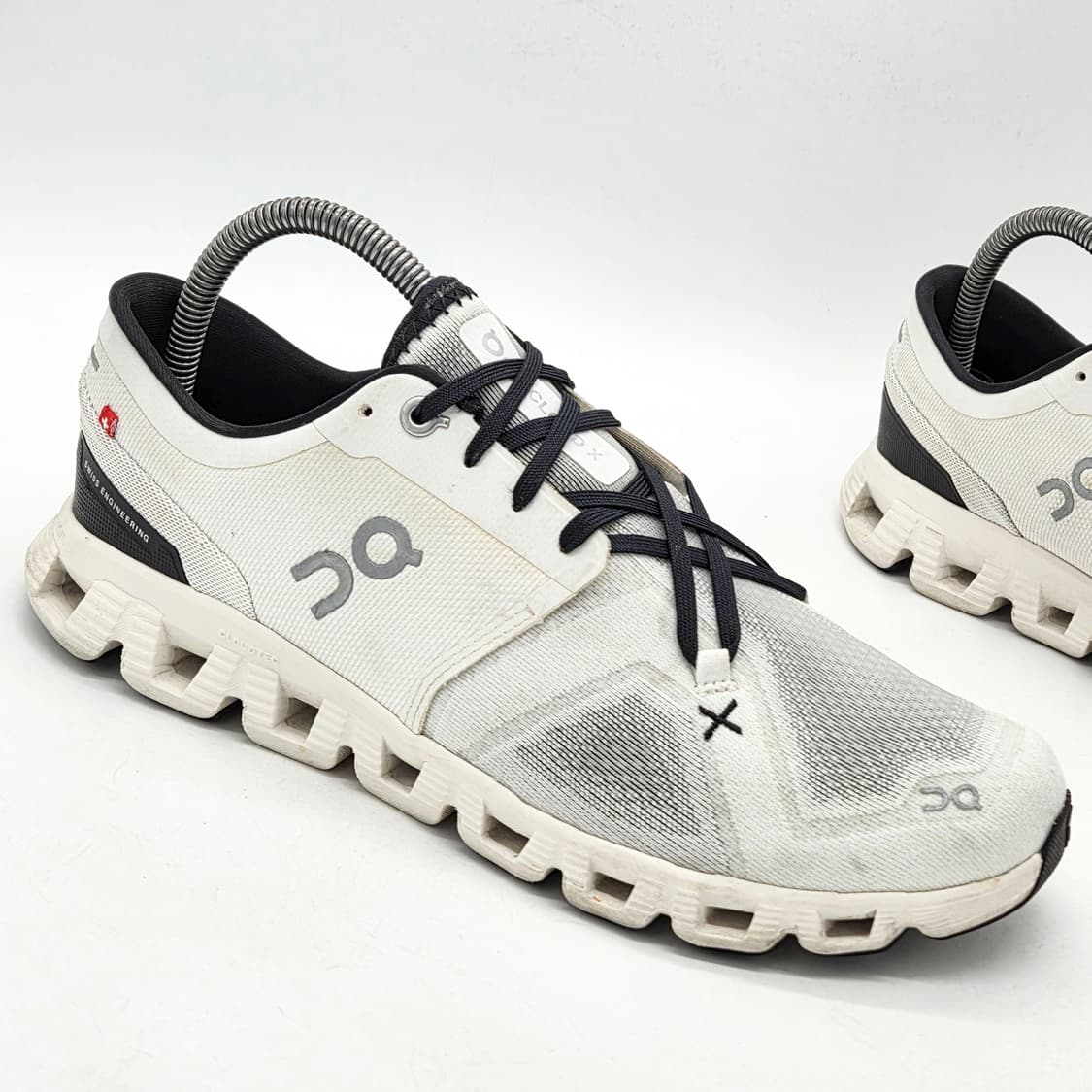 온 러닝 클라우드 X 3 아이보리 블랙 (260) 상품이미지5