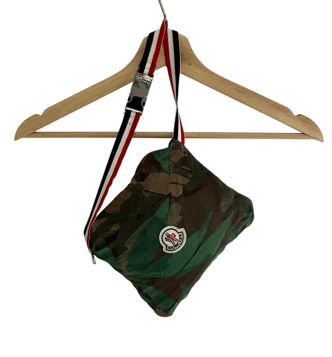 몽클레어 나스 패커블 카모플라쥬 윈드브레이커 자켓 상품이미지5