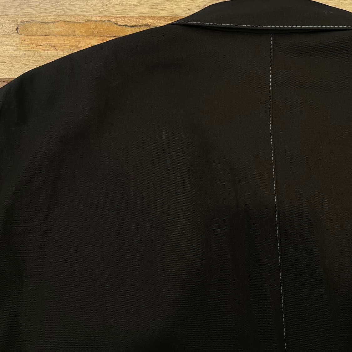 에르메스 24ss 스티치 지퍼 포켓 블레이져 상품이미지9