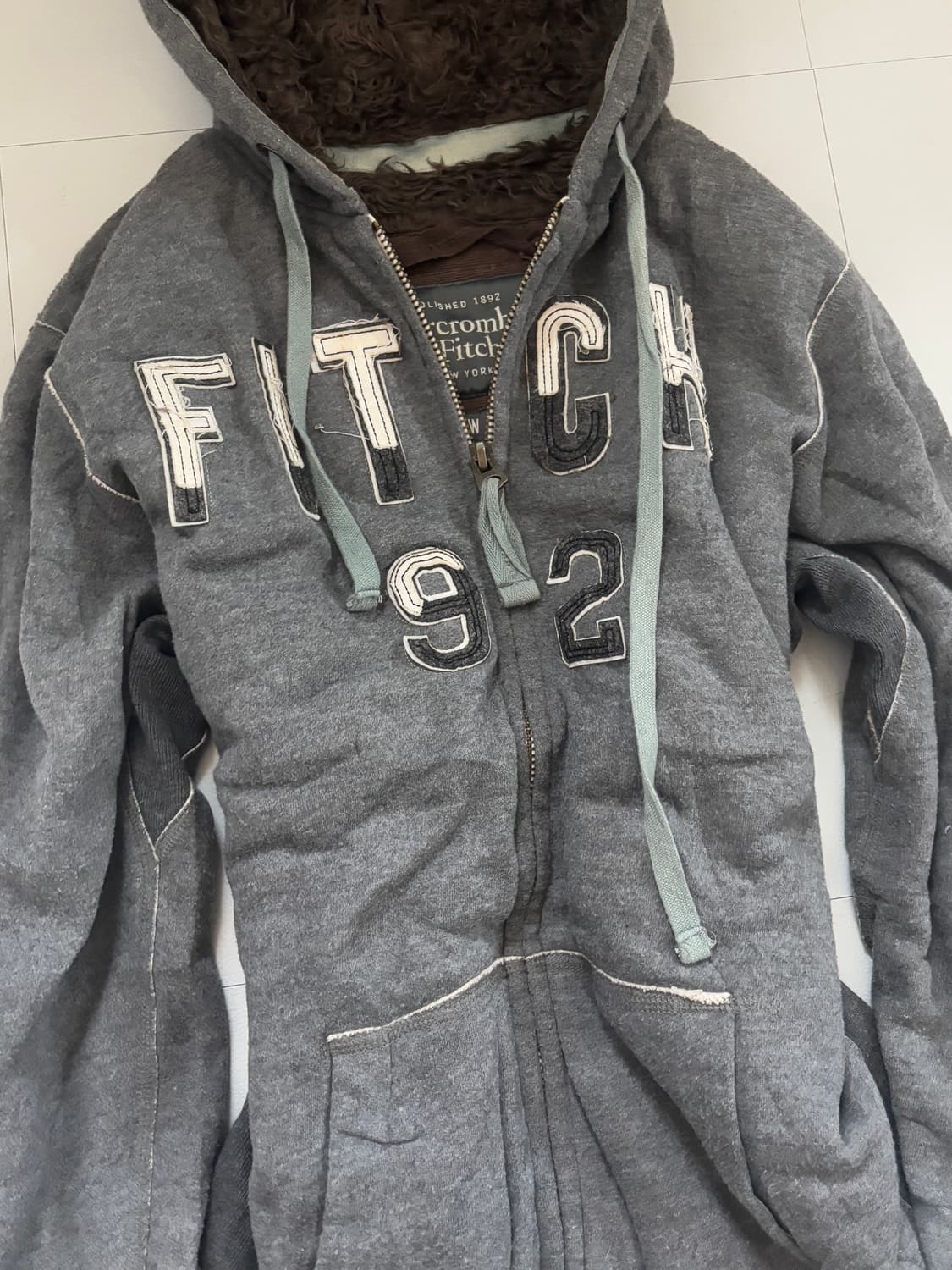 • Abercrombie Grey Wolf Hooded zip-up 상품이미지5
