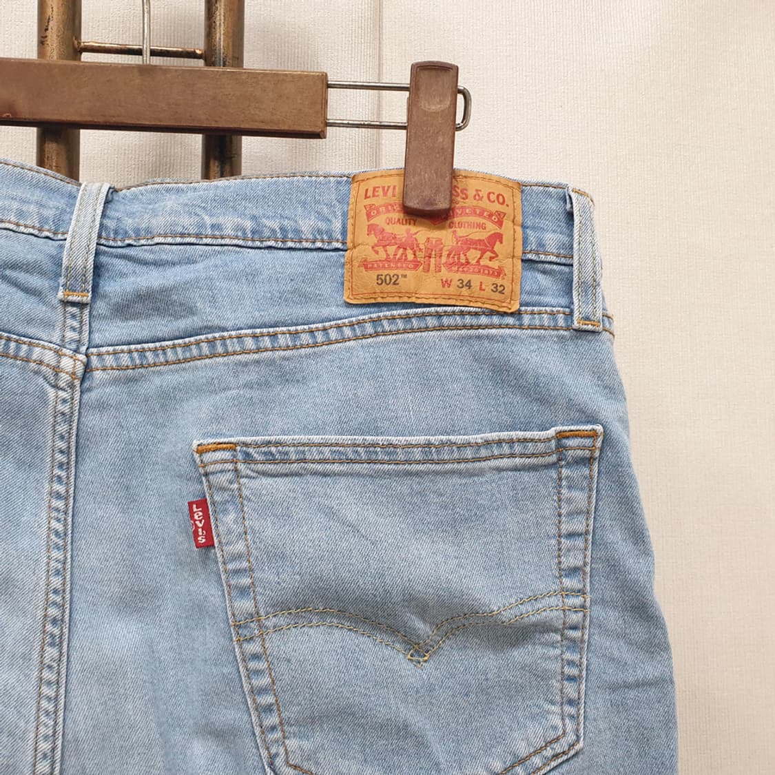 리바이스 502 레귤러 테이퍼드 청바지 34 상품이미지3