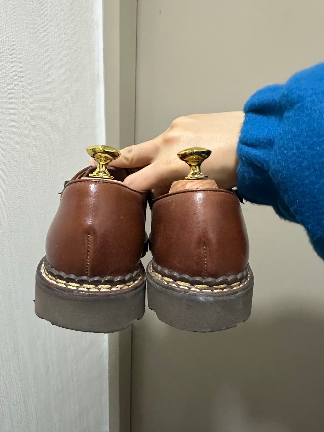 39) 파라부트 미카엘 브라운 팝니다 상품이미지6