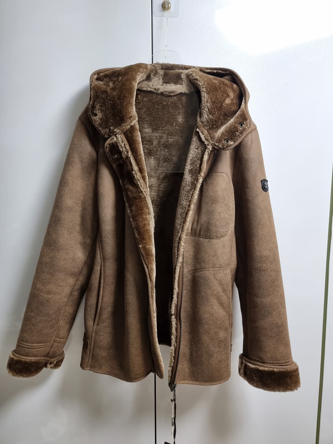 로베르토 까발리 초경량 무스탕 자켓 꼬냑색상 라지 사이즈 새제품 상품이미지4