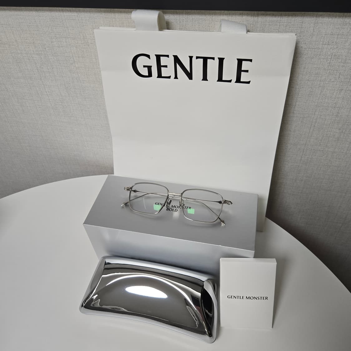 젠틀몬스터 아바02 상품이미지2