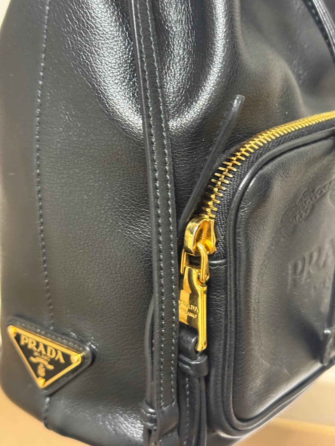프라다 가죽 버킷 백 (이가격에 이 컨디션?) 상품이미지7