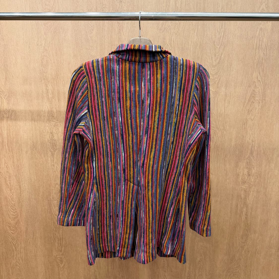 미쏘니 롱 니트 가디건 자켓 테일러드 카라 스트라이프 패턴 디테일 레드 상품이미지3