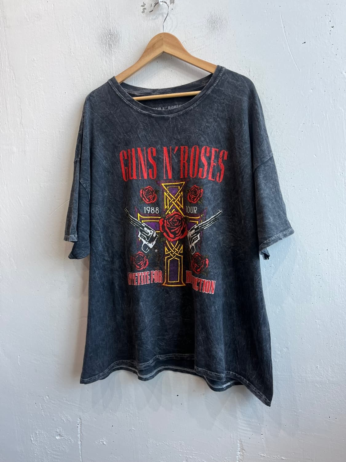 건즈 앤 로지스 1988 투어 반팔 티셔츠  상품이미지1