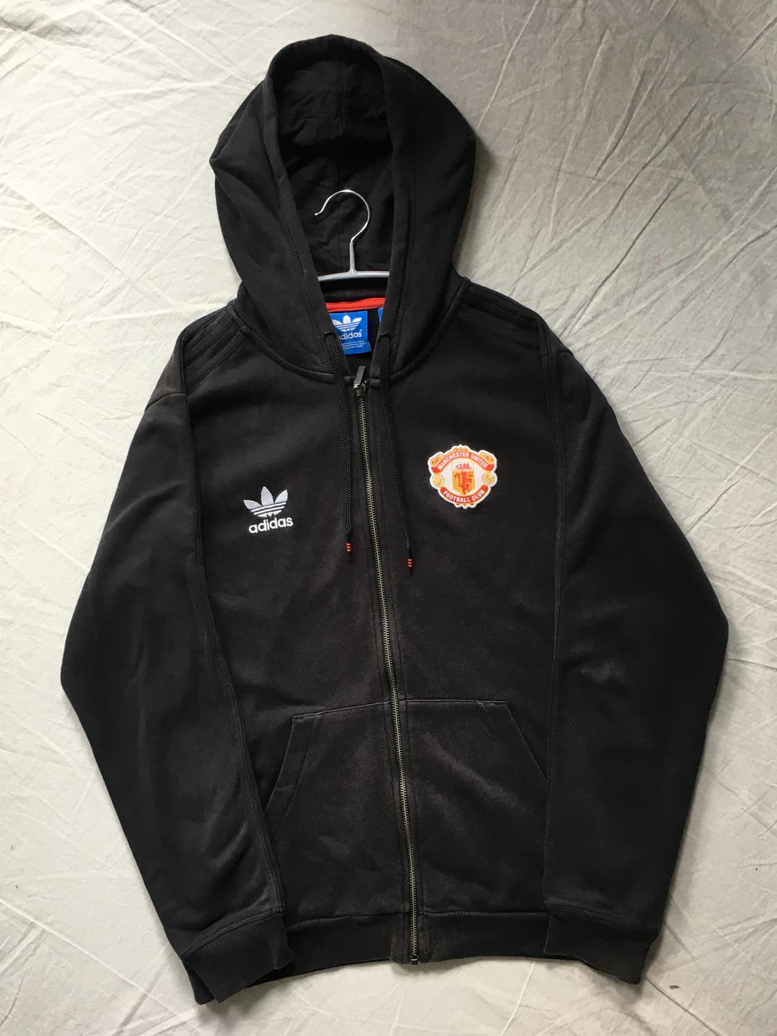 아디다스 맨체스터 유나이티드 후드집업 상품이미지3