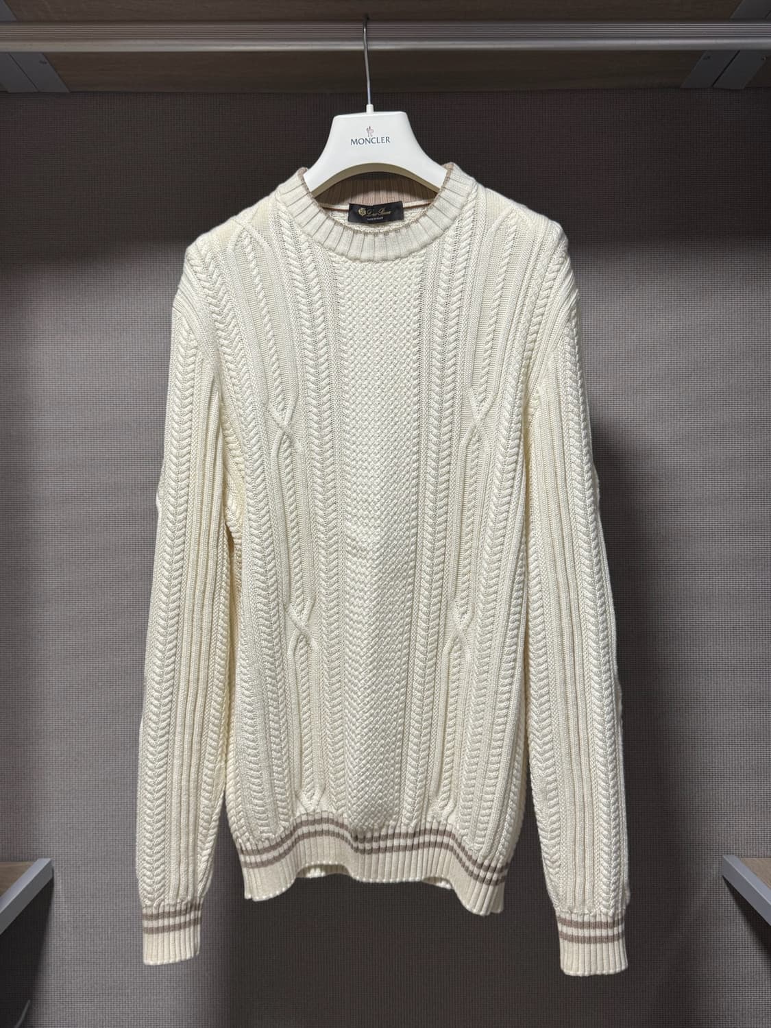 로로피아나 코튼 캐시미어 케이블 니트 화이트 48 상품이미지1