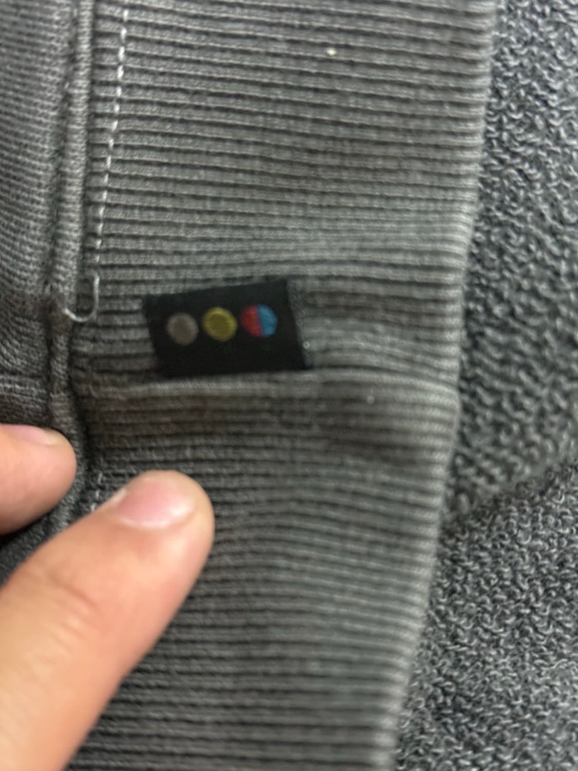 IAB 스튜디오 후드티 상품이미지4