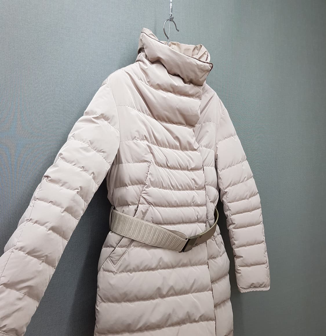 한섬 타임 구스 벨티드 패딩 82-94-160사이즈 상품이미지6