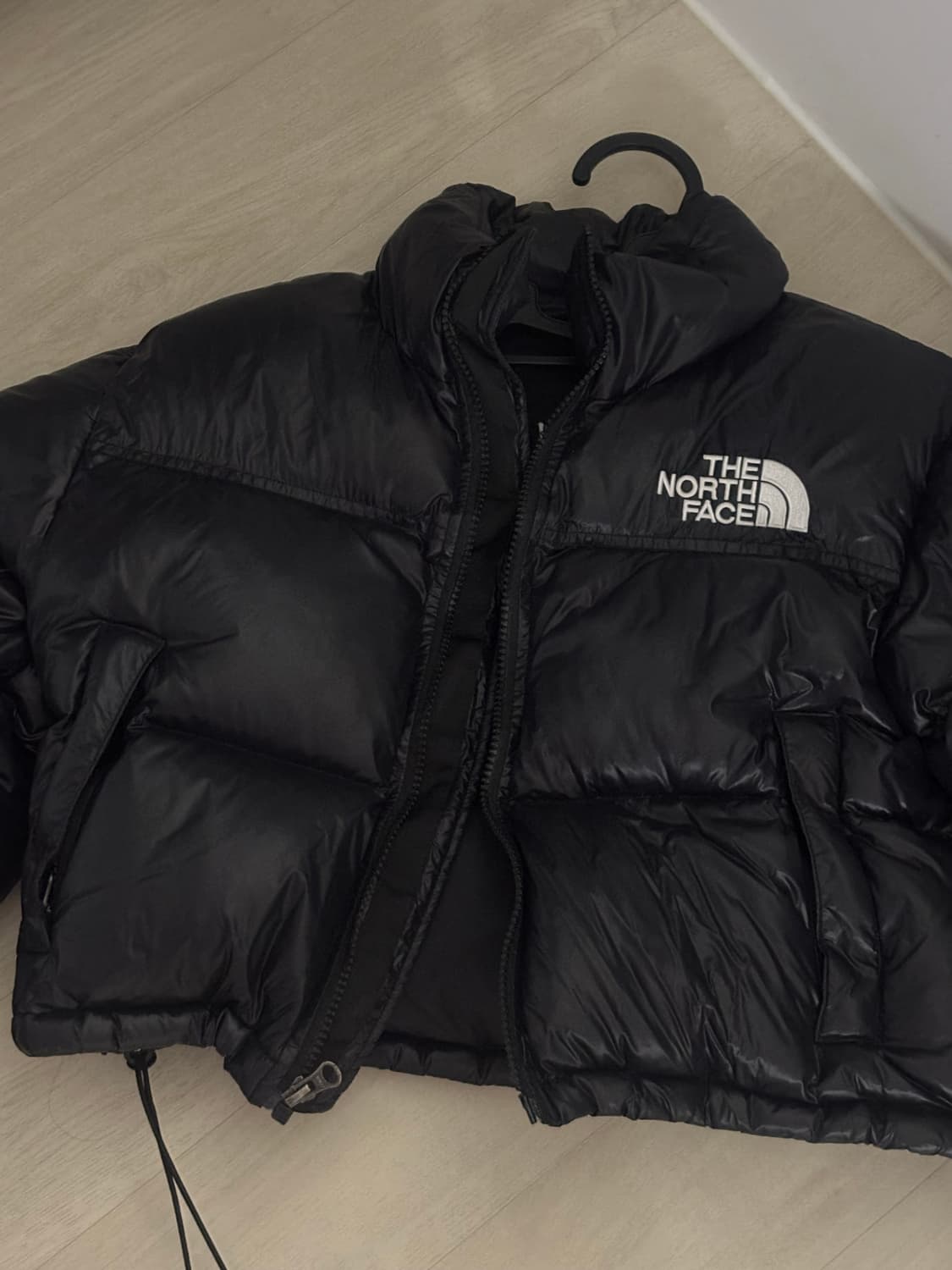 노스페이스 유광 숏패딩 상품이미지1