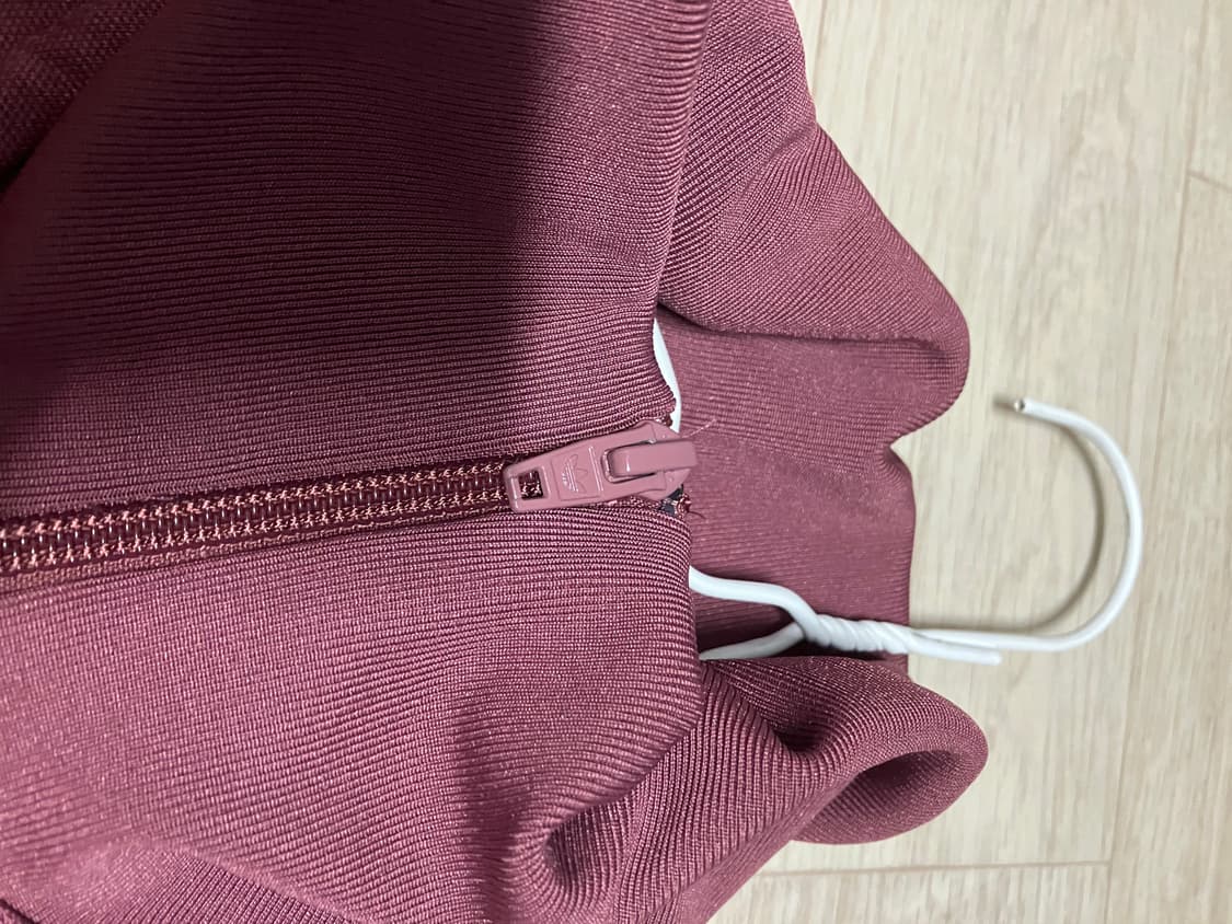 아디다스 베켄바우어 콰이어트크림슨s 상품이미지4