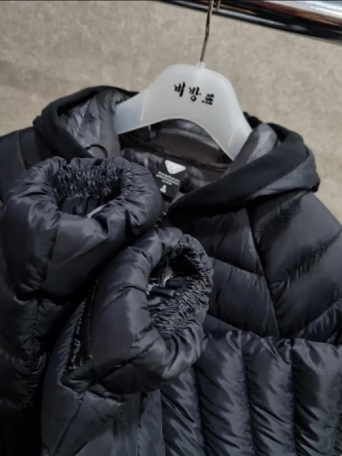 여성 85 다이나핏 구스다운 경량 패딩 상품이미지4